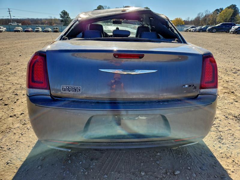 2019 Chrysler 300 s