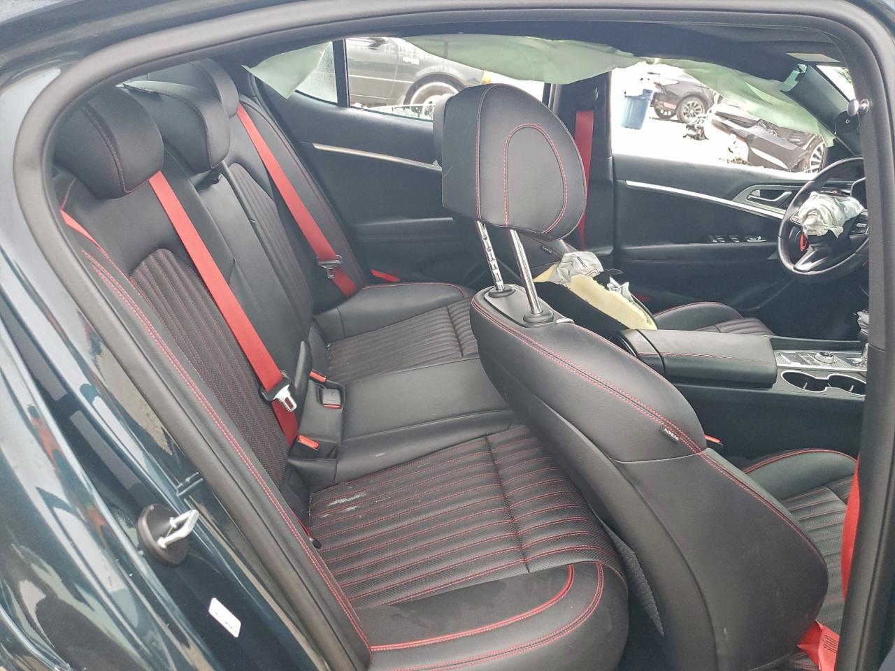 2023 Genesis G70 Base