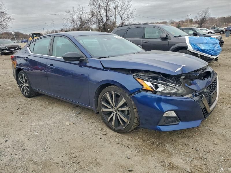 2021 Nissan Altima sr