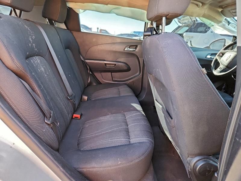 2015 Chevrolet Sonic lt