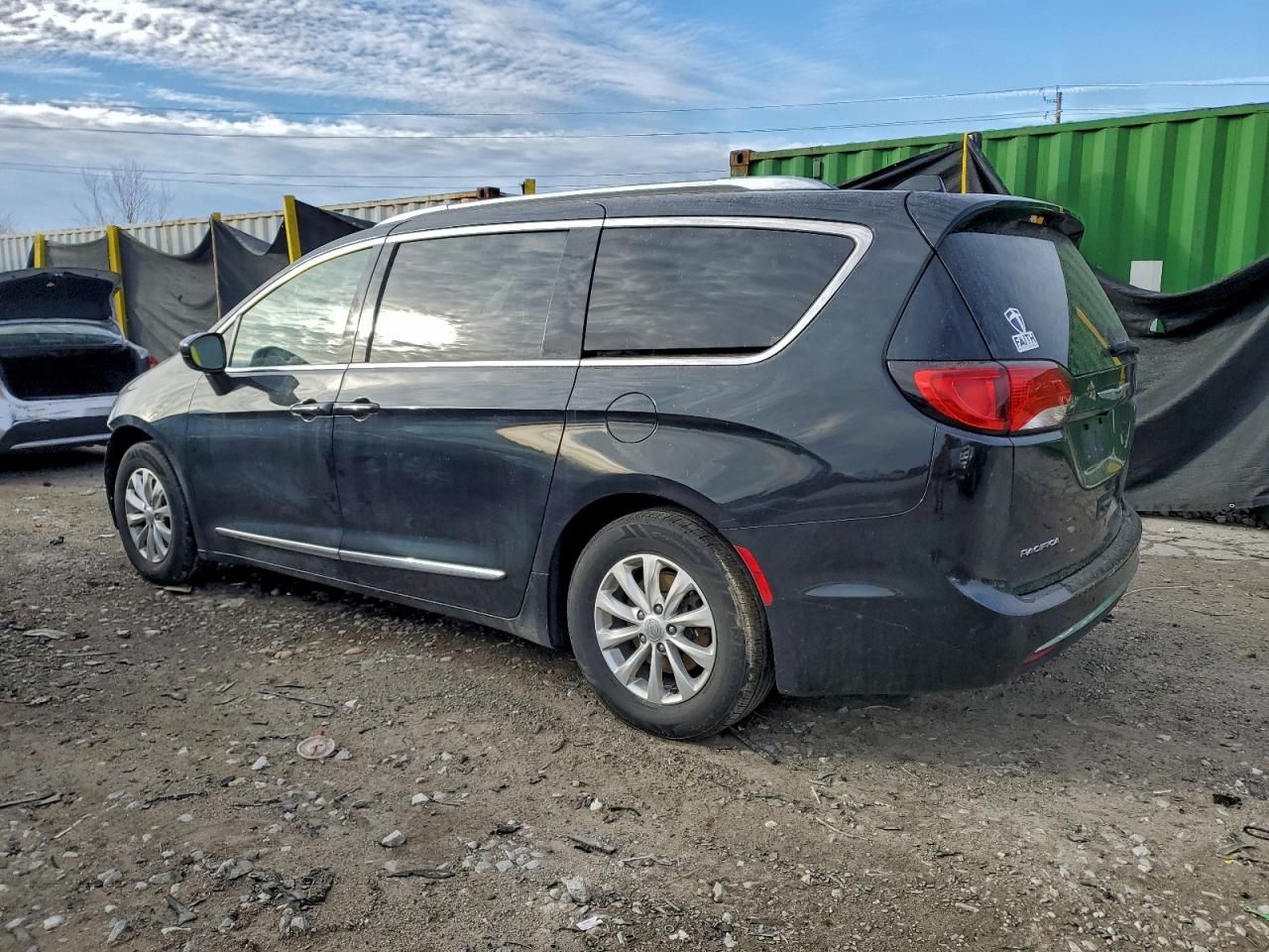 2018 Chrysler Pacifica Touring l