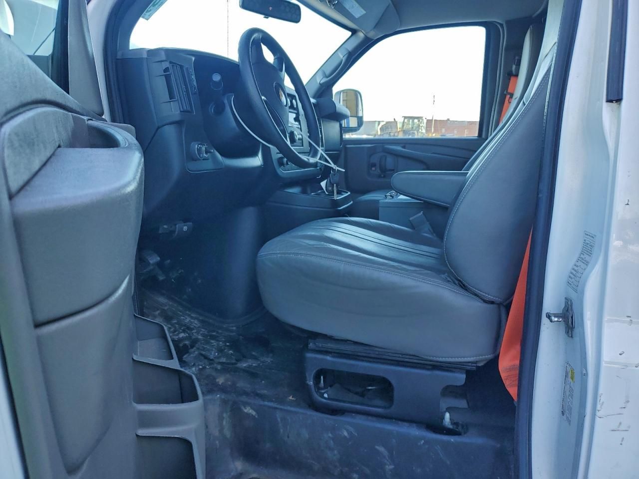 2015 Chevrolet Express 2500 Delivery Van