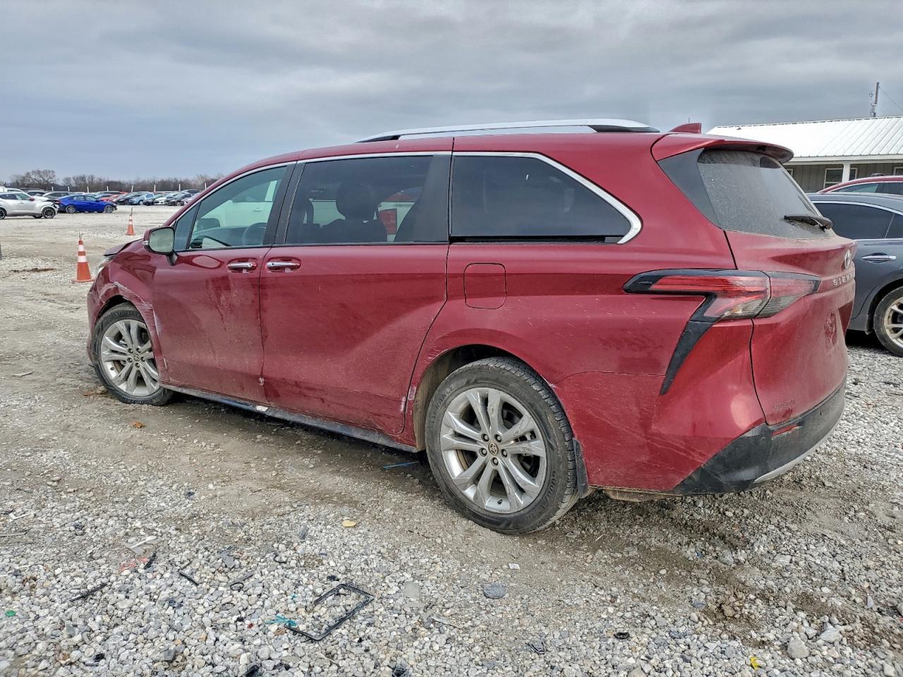 2023 Toyota Sienna Limited