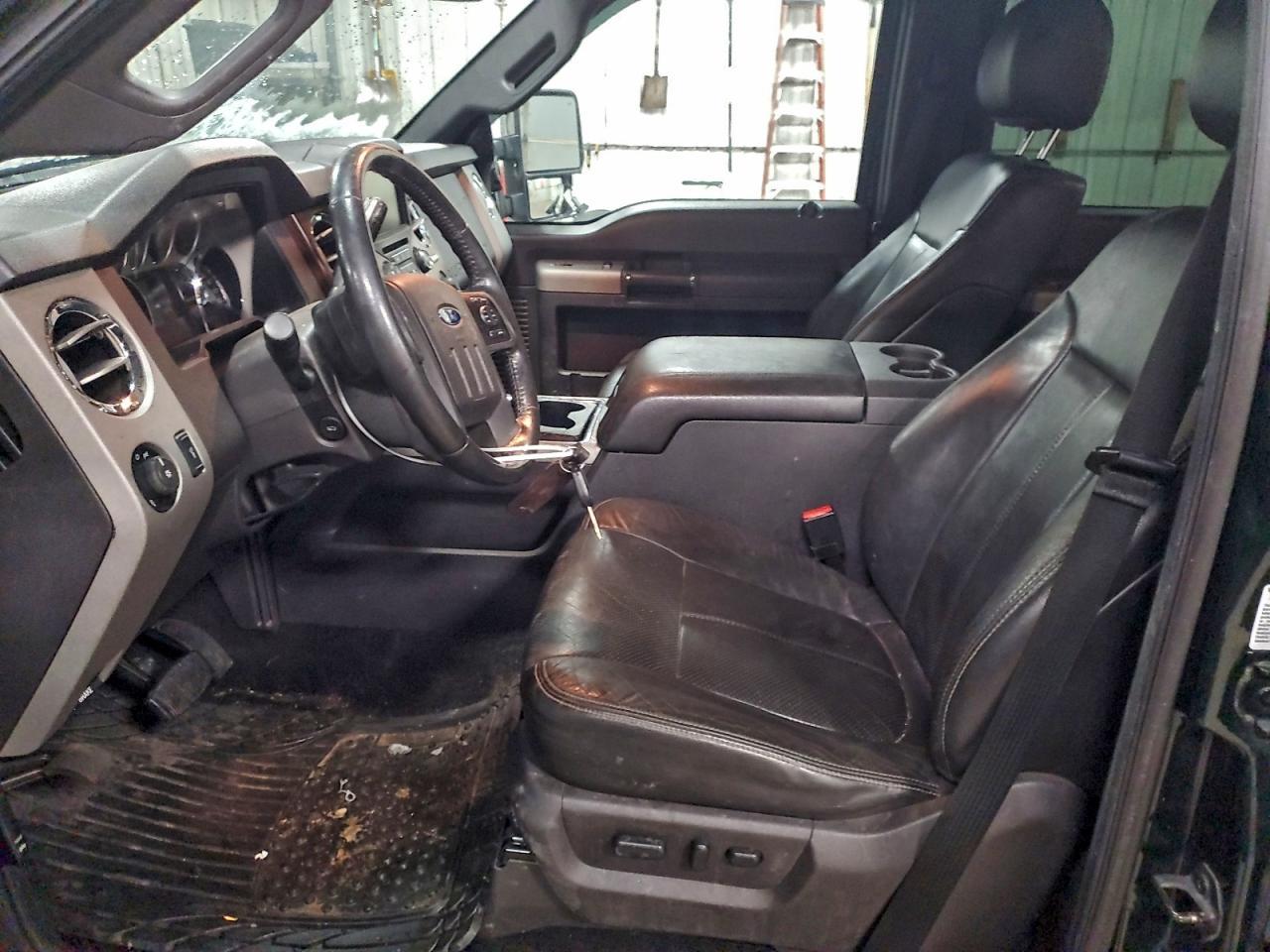 2013 Ford F350 Crew C PU 4X4