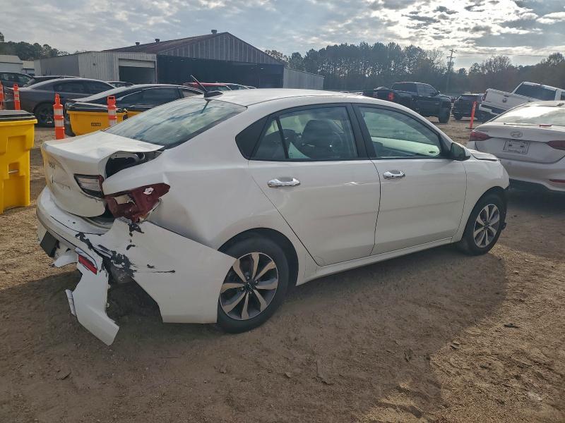 2022 KIA Rio lx