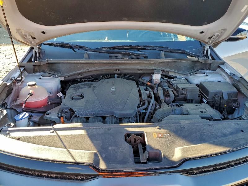 2023 KIA Sportage x Line