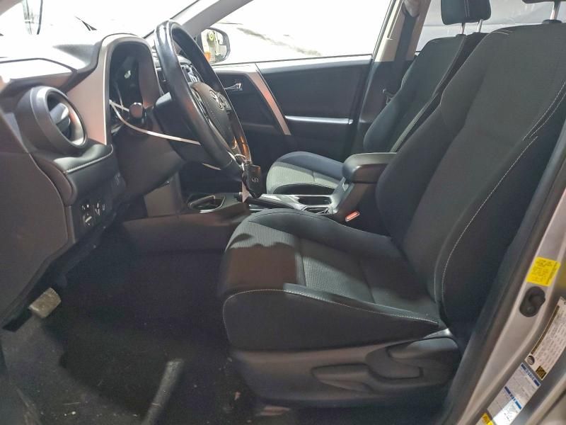 2017 Toyota Rav4 hv le