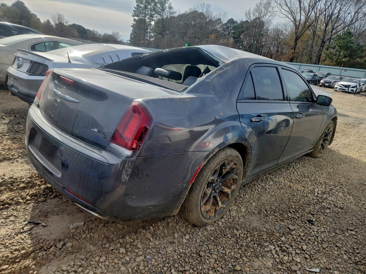 2019 Chrysler 300 s