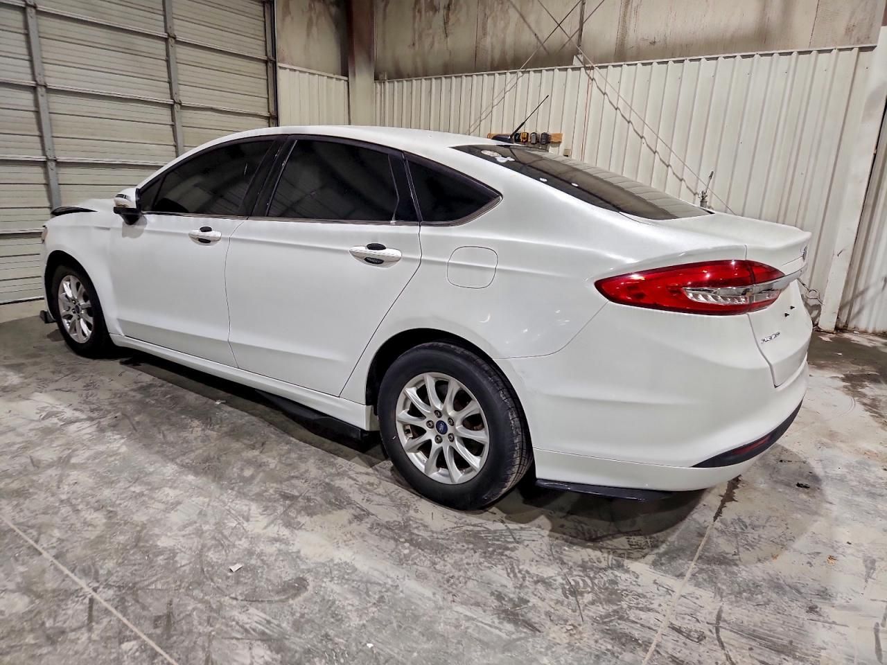 2017 Ford Fusion s