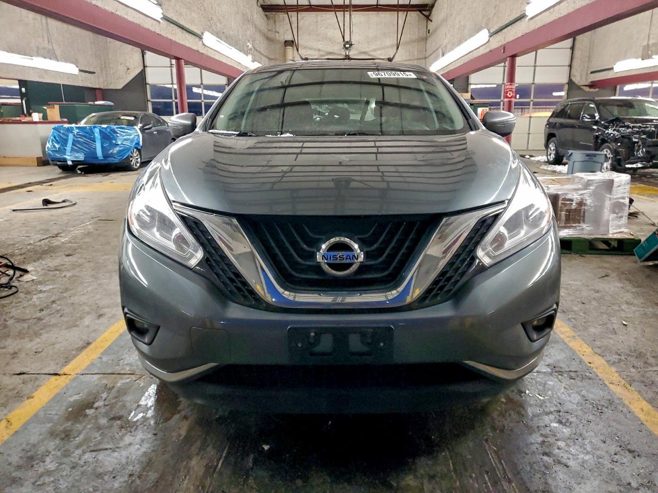 2017 Nissan Murano s