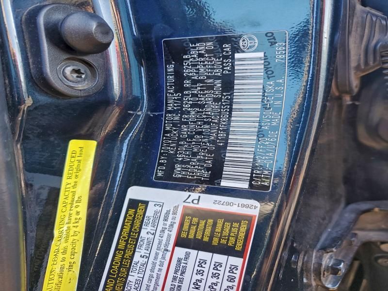 2016 Toyota Camry le