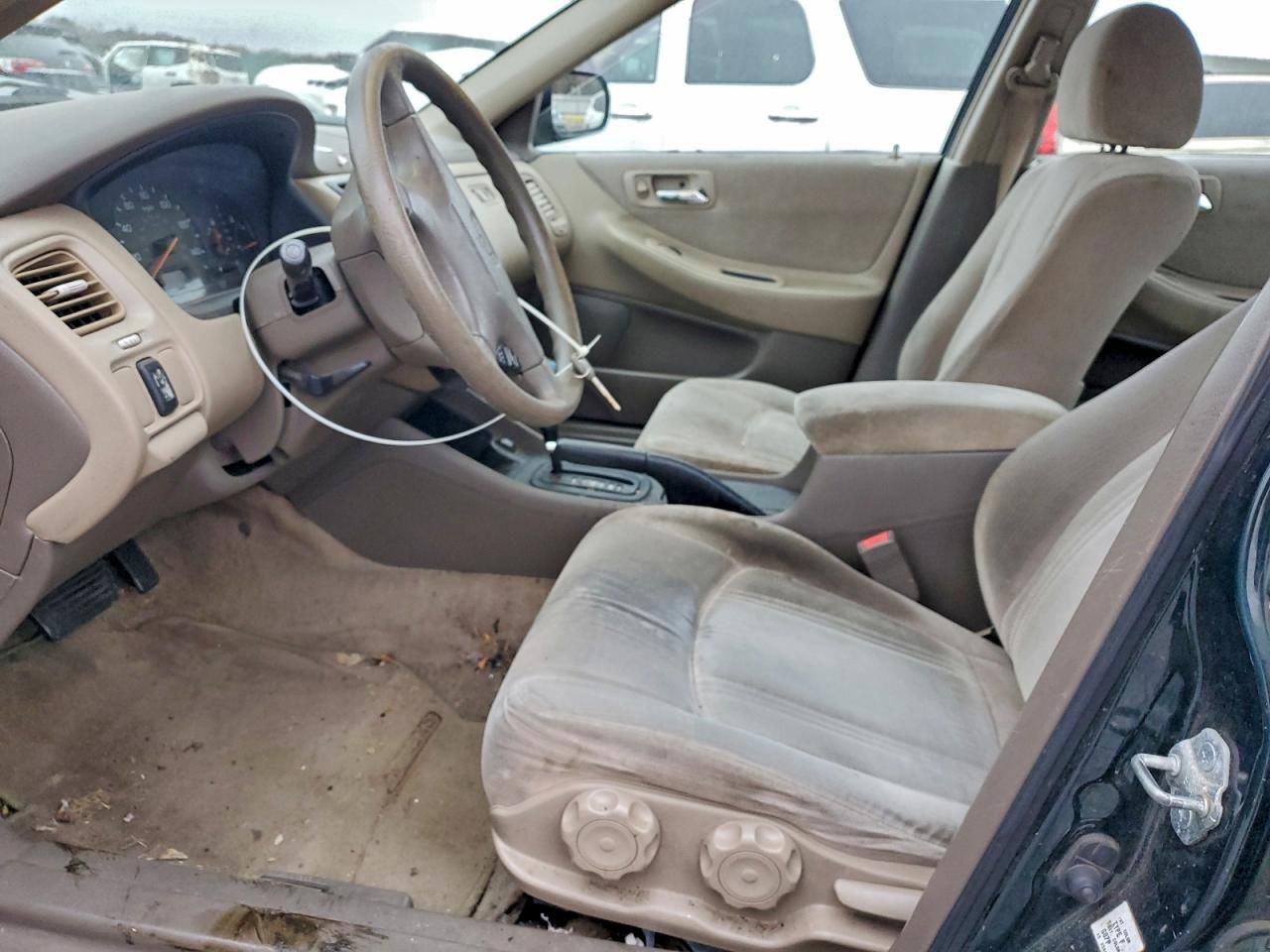 1999 Honda Accord lx