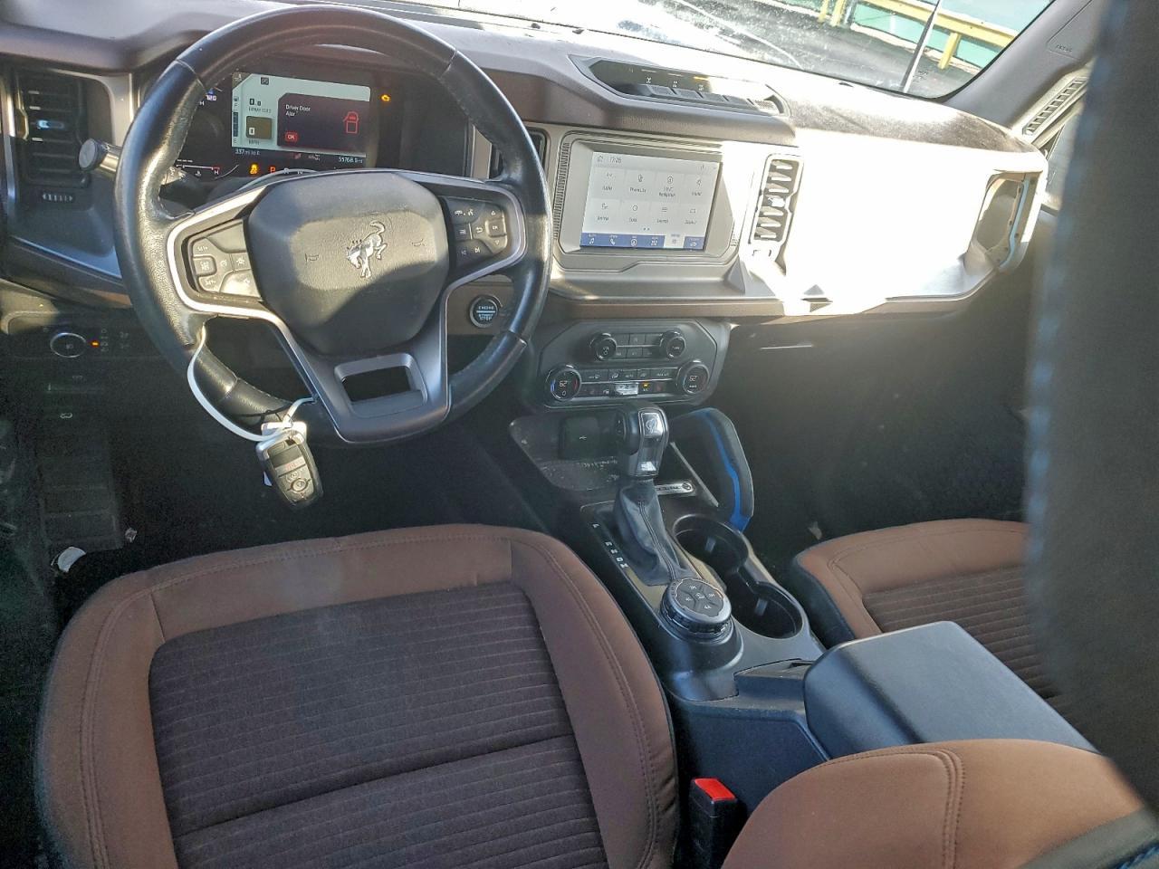 2021 Ford Bronco Base