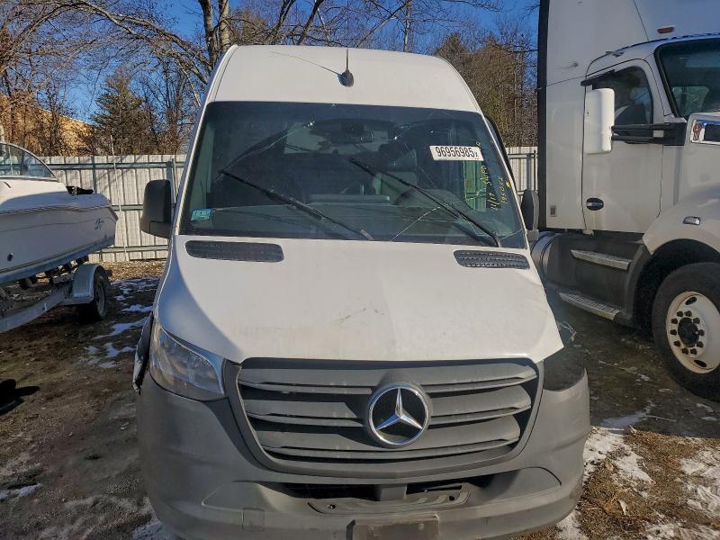 2023 Mercedes-Benz Sprinter Delivery van