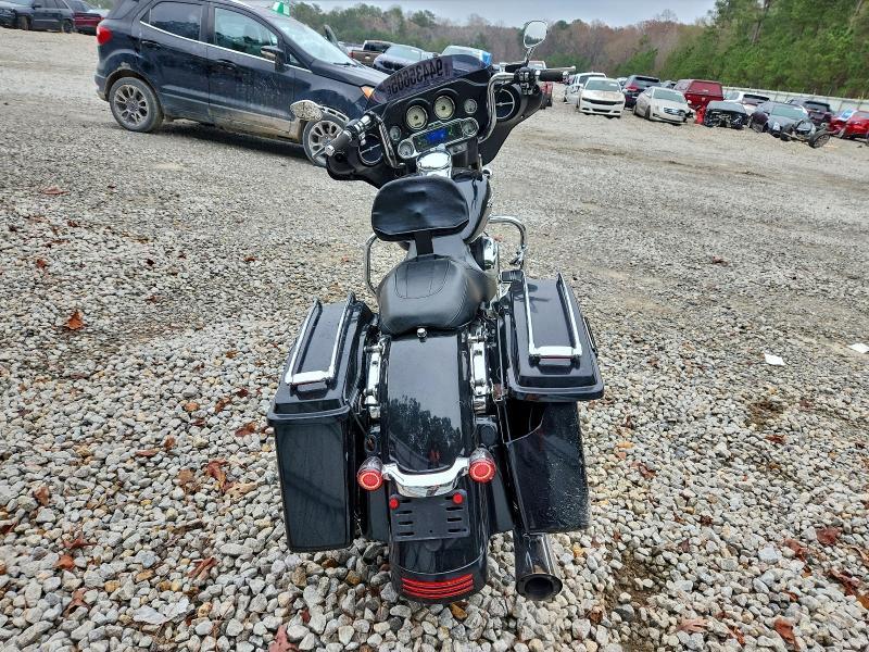 2010 Harley-Davidson Flhx