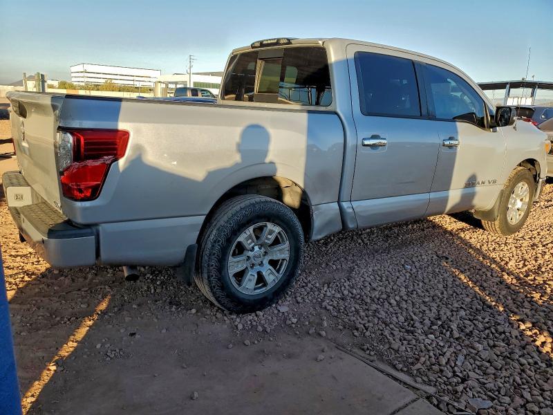 2018 Nissan Titan sv