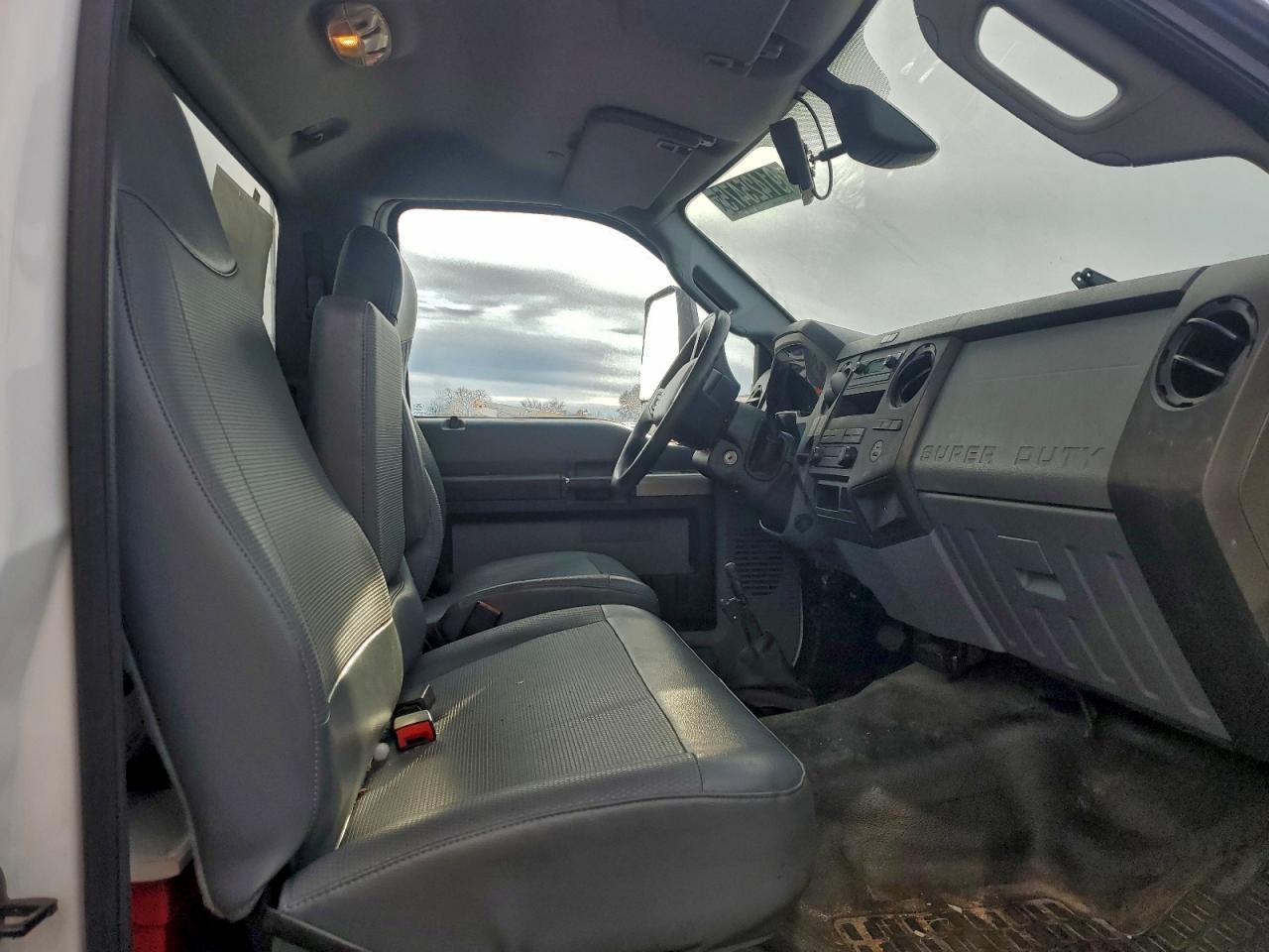 2023 Ford F650 Super Duty BOX Truck