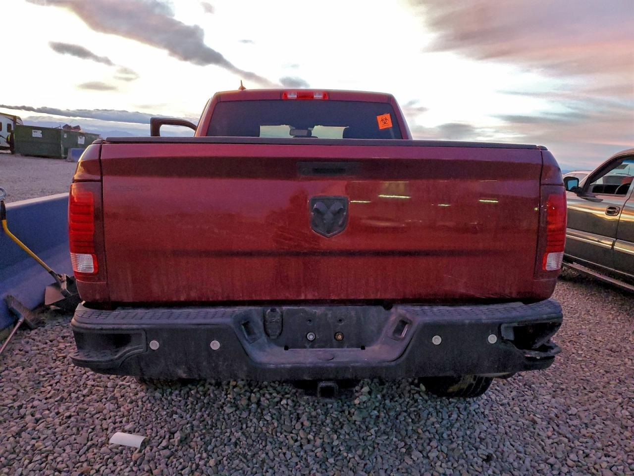 2022 Dodge Ram 1500 Classic slt