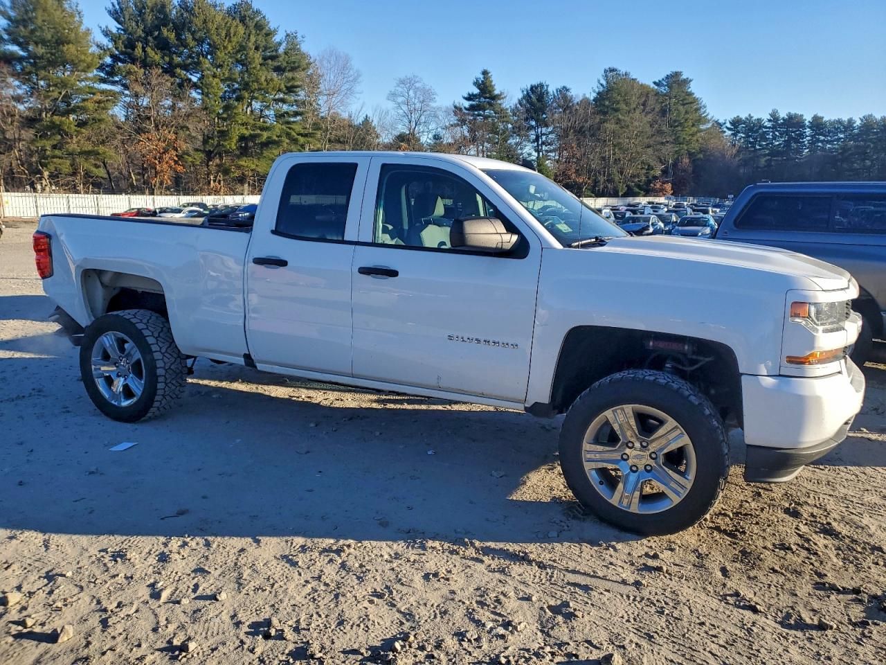 2017 Chevrolet Silverado C1500 Custom