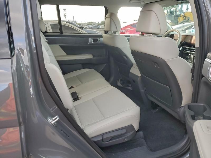 2025 Hyundai Santa fe sel