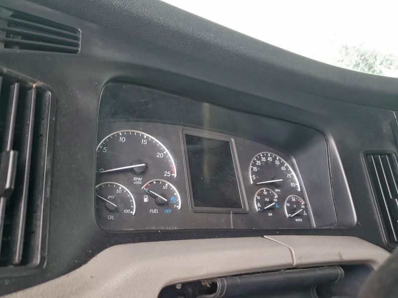 2020 Freightliner Cascadia 126 Semi Truck