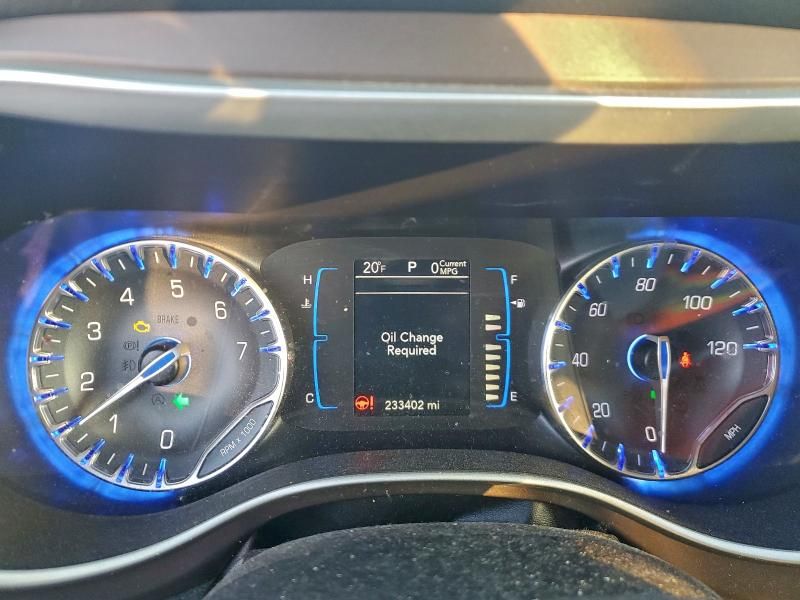 2017 Chrysler Pacifica Touring l