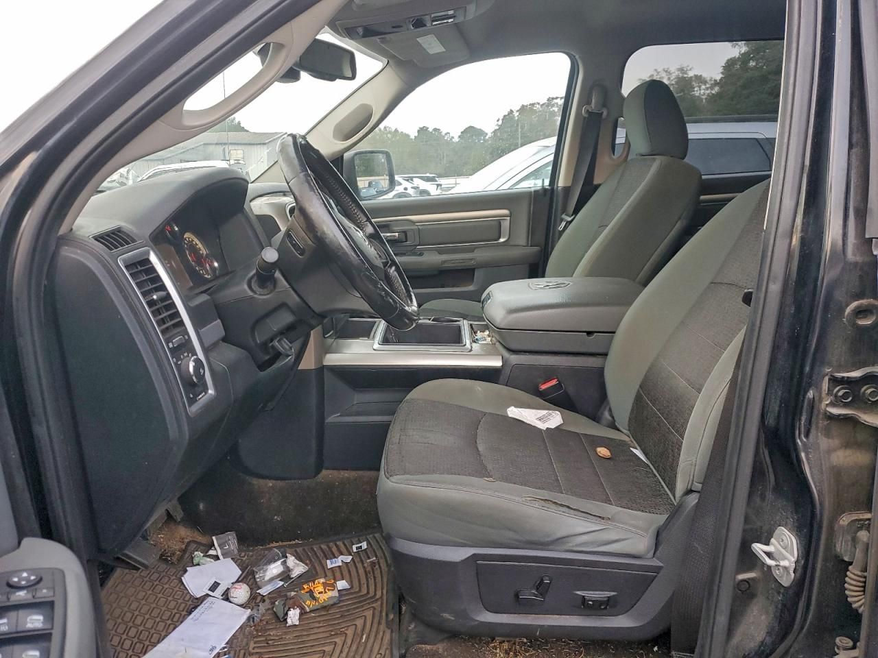 2015 Dodge Ram 1500 slt