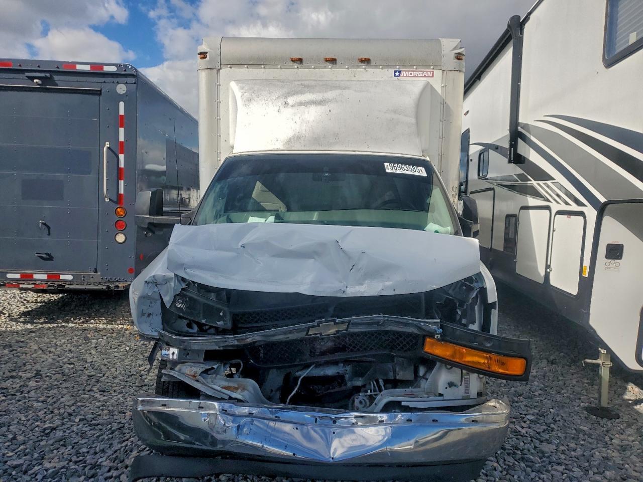 2018 Chevrolet Express G3500 Delivery Truck