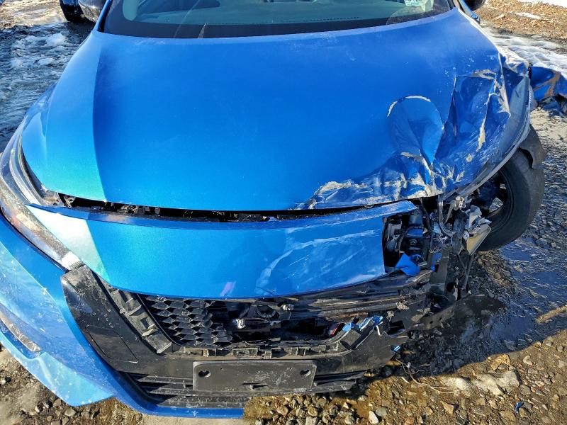 2021 Nissan Versa sr