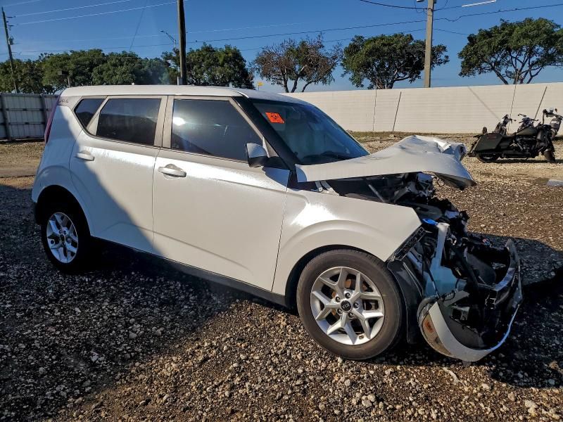 2020 KIA Soul s