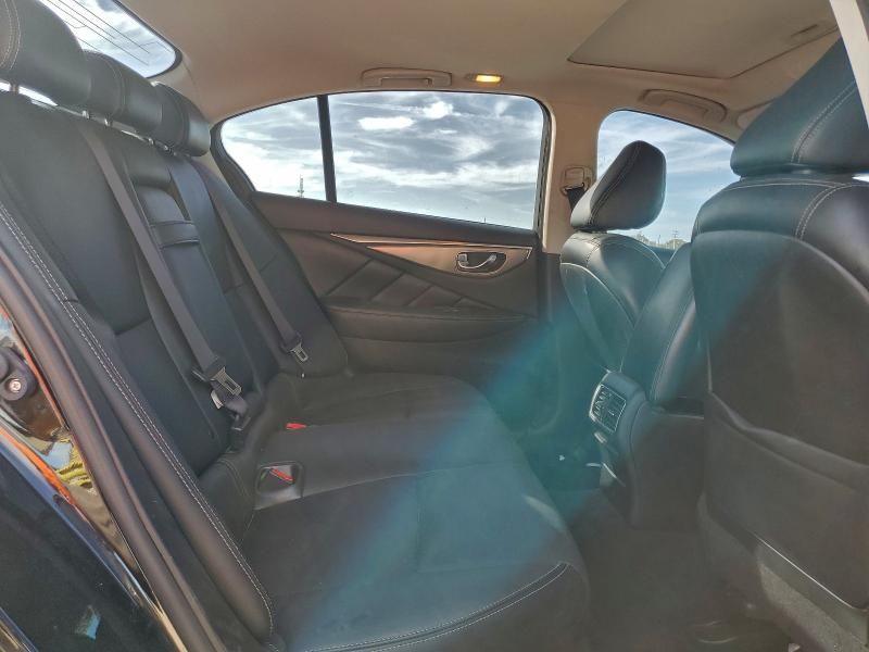 2015 Infinity Q50 Base