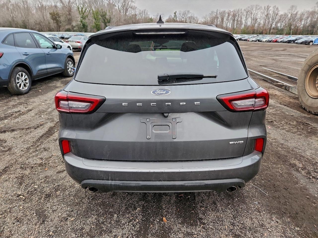 2023 Ford Escape st Line