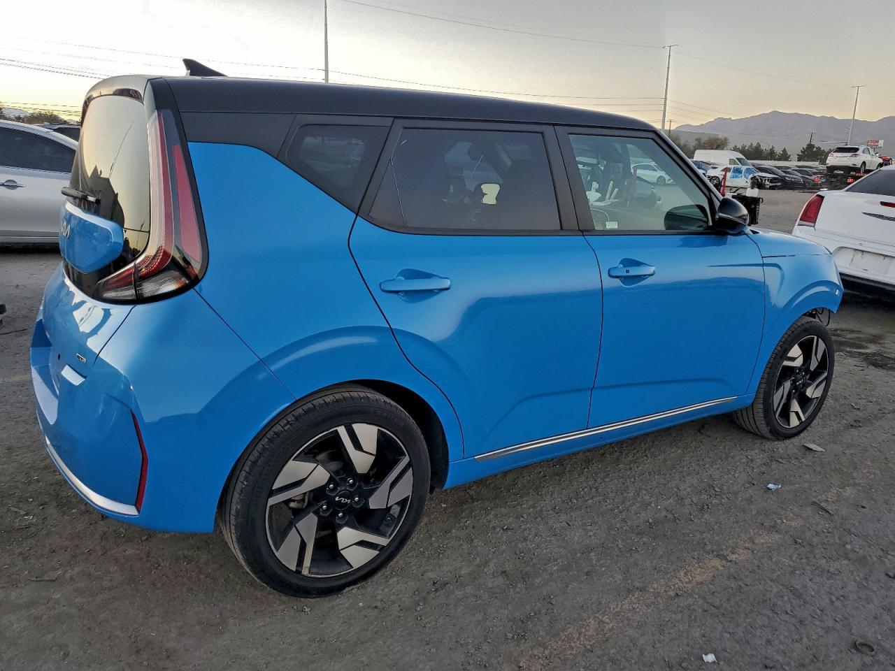 2023 KIA Soul gt Line