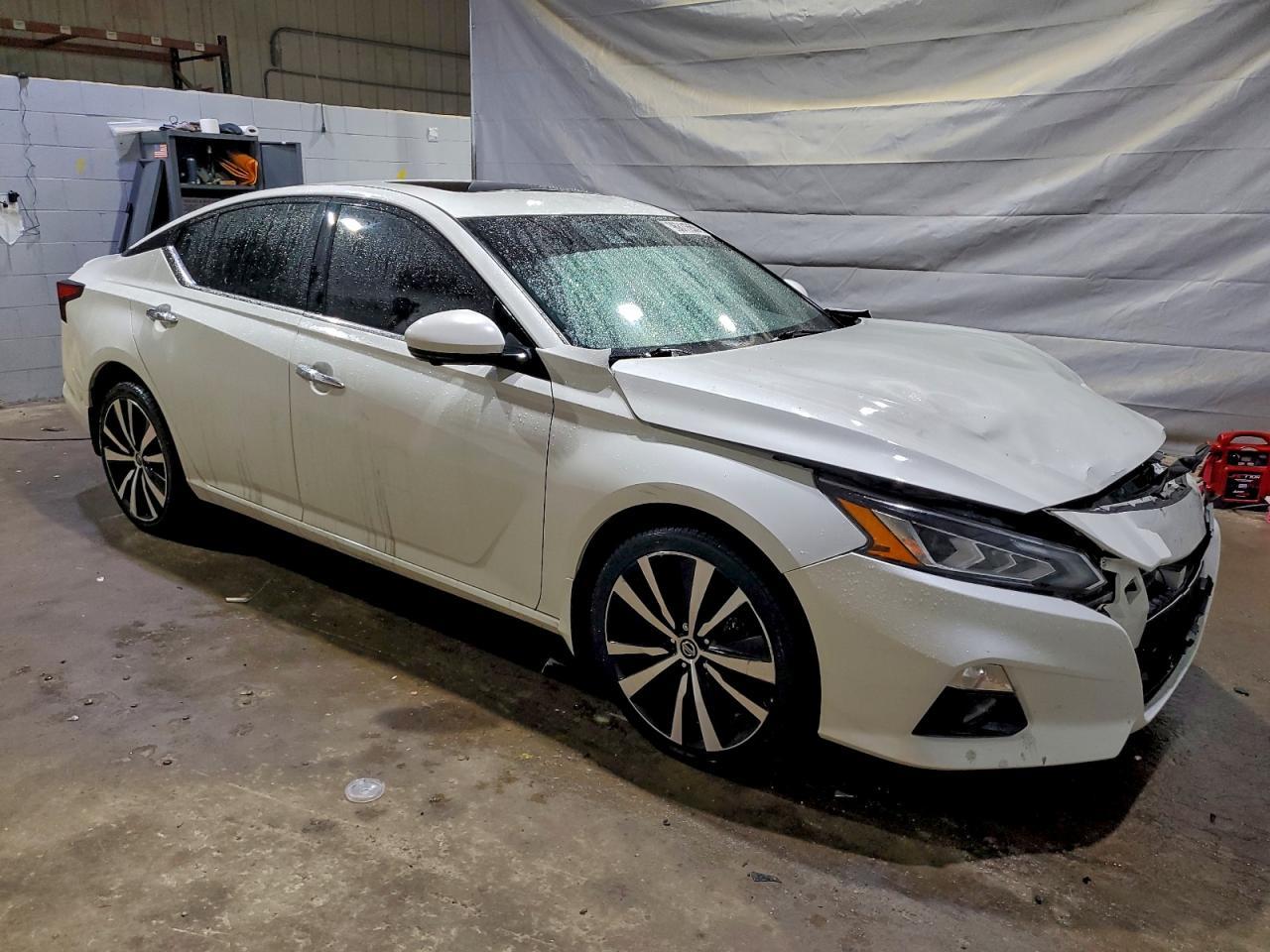 2022 Nissan Altima Platinum