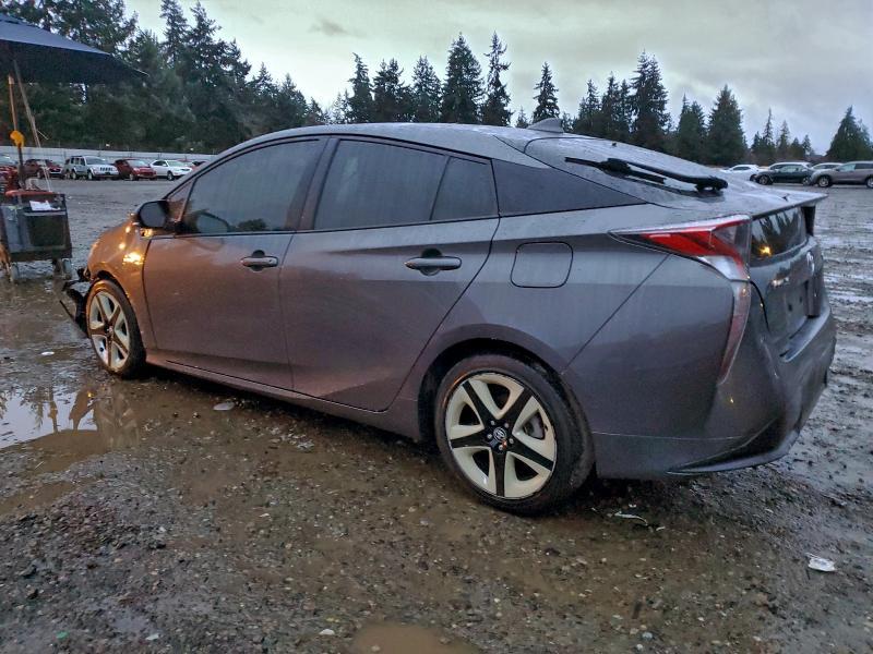 2016 Toyota Prius Three Touring