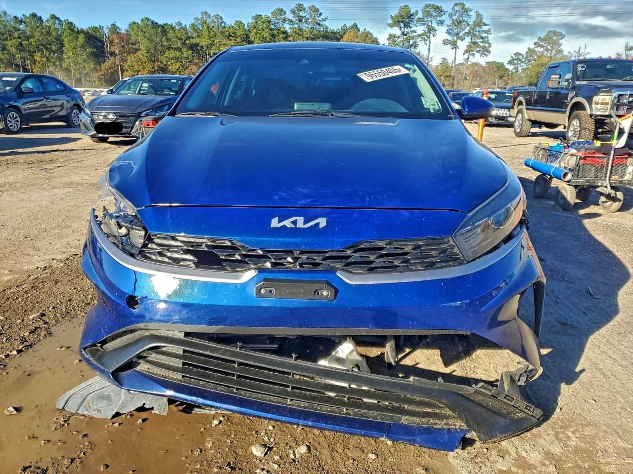 2023 KIA Forte lx
