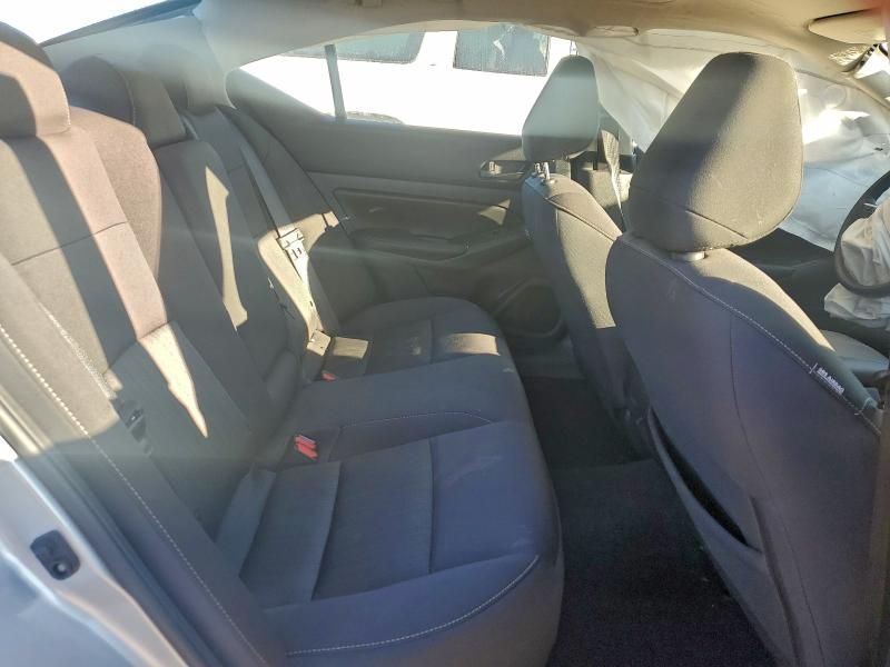 2024 Nissan Altima sv