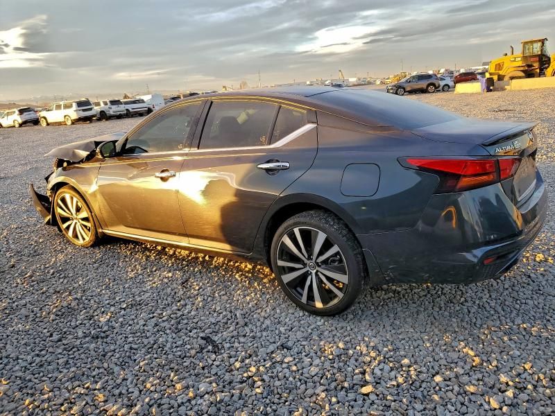 2020 Nissan Altima Platinum