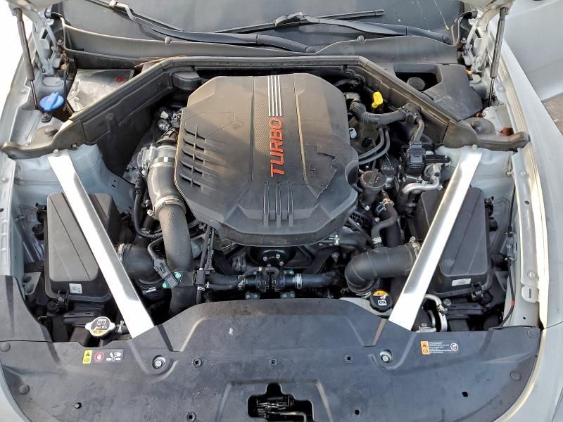 2022 KIA Stinger GT1