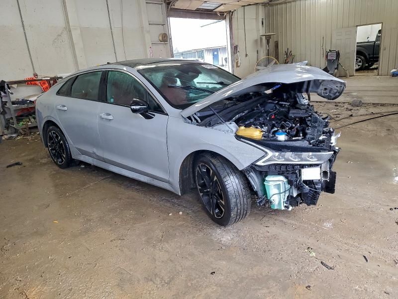 2022 KIA K5 gt Line