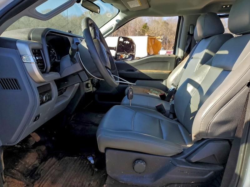 2024 Ford F550 Utility / Service Truck