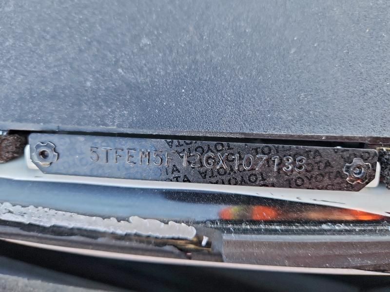 2016 Toyota Tundra Crewmax SR5