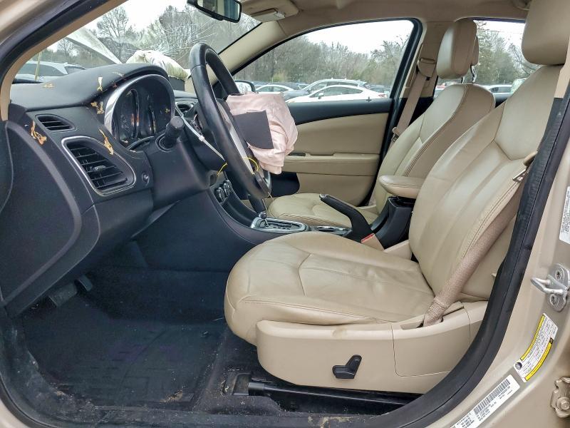 2013 Chrysler 200 Limited