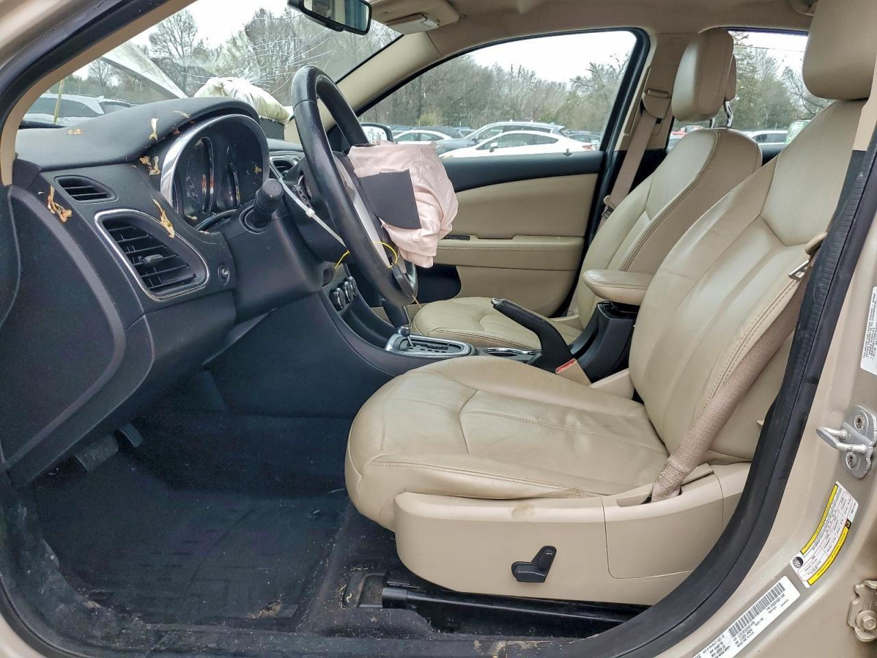 2013 Chrysler 200 Limited