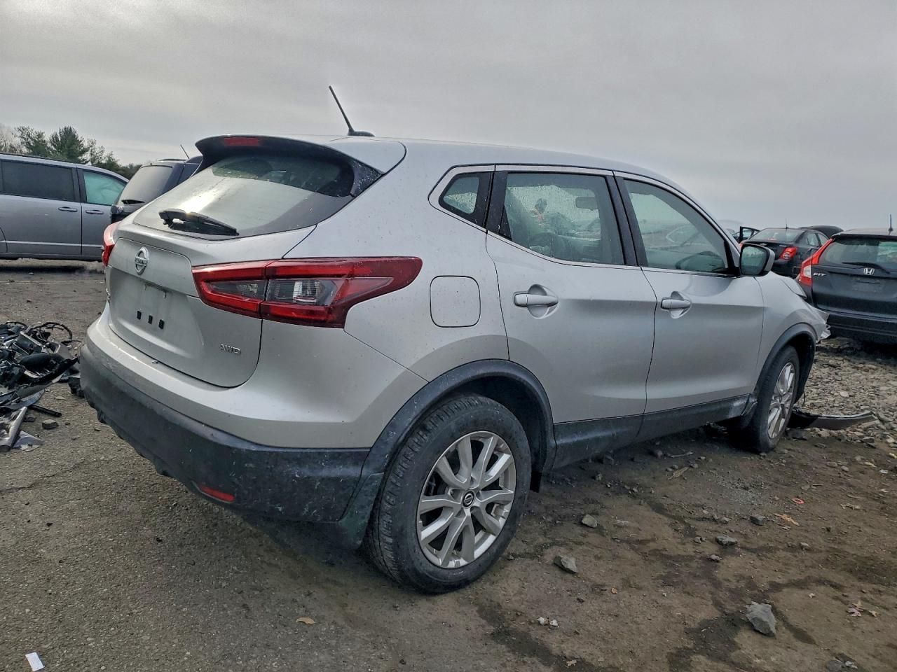 2021 Nissan Rogue Sport s