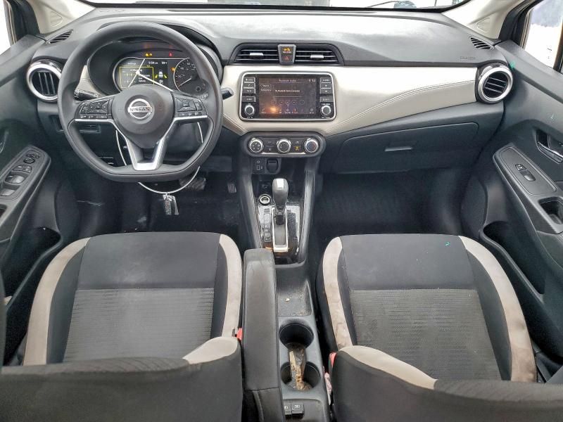 2020 Nissan Versa sv