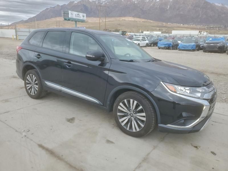 2019 Mitsubishi Outlander se