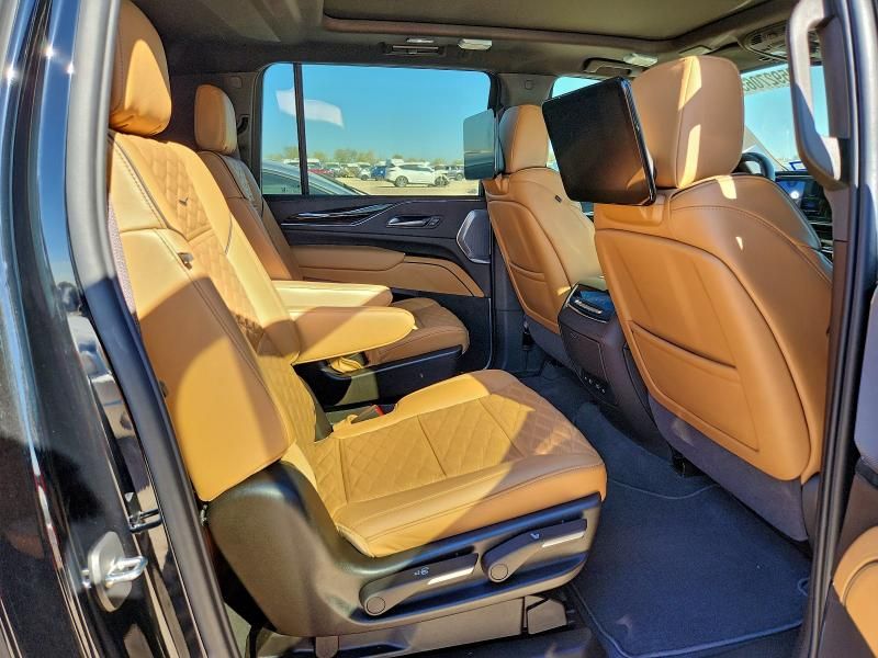 2023 Cadillac Escalade esv Premium Luxury