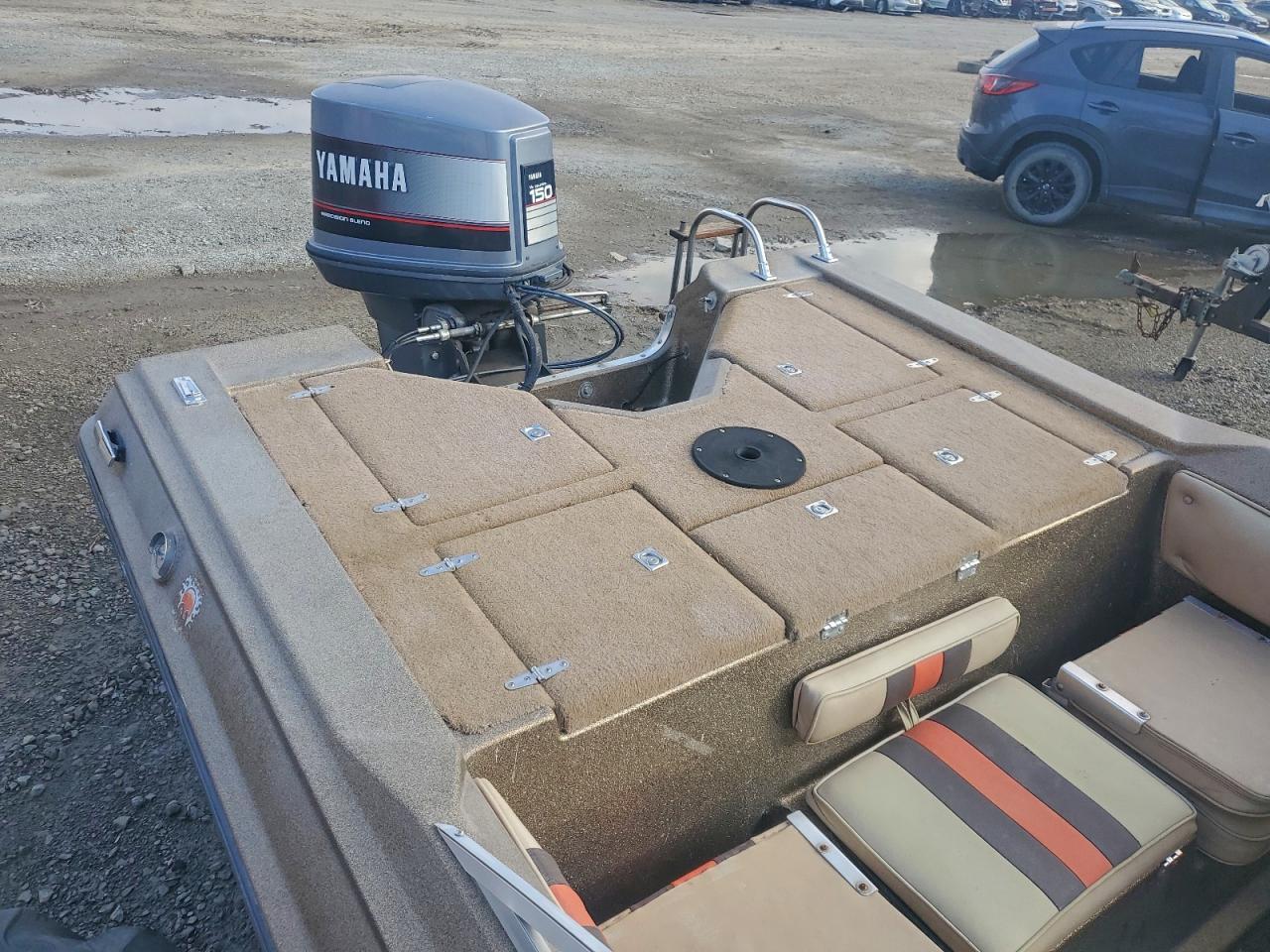 1988 Baja Boat