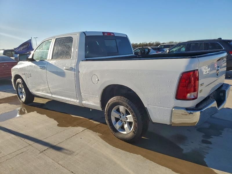 2020 Dodge Ram 1500 Classic slt